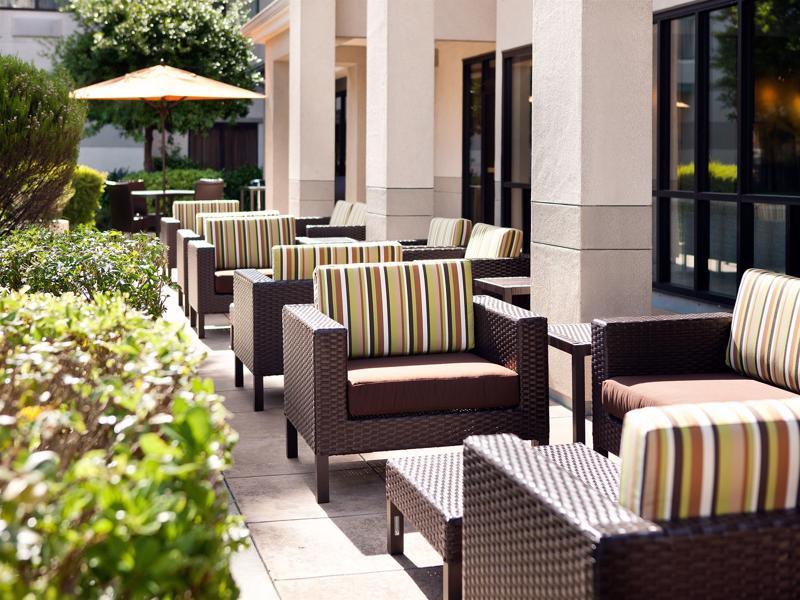 Courtyard By Marriott Oakland Airport Hotel Exterior foto