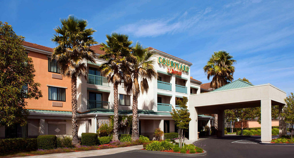 Courtyard By Marriott Oakland Airport Hotel Exterior foto